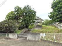 厚木市立上依知小学校