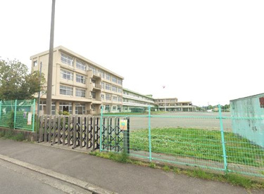 厚木市立依知南小学校の画像1
