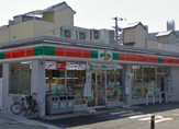 サンクス　大阪堺山本町店