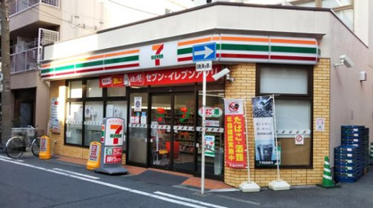 セブンイレブン 大阪中崎町店の画像1