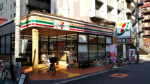 セブンイレブン 大阪鶴野東店