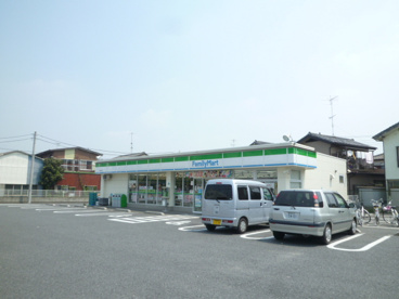 ファミリーマート 三郷高州店の画像1
