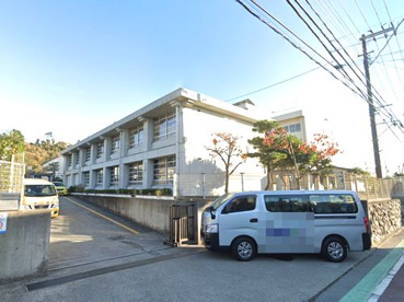 藤沢市立片瀬小学校の画像1