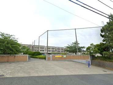 藤沢市立片瀬中学校の画像1