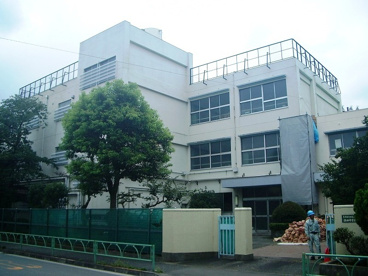 瀬田中学校の画像1