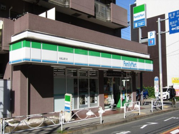 ファミリーマート城山通り店の画像1