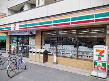 セブン-イレブン 大田区仲糀谷店の画像1