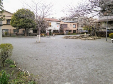 南蒲田三丁目さくら児童公園の画像1