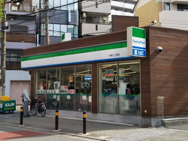 ファミリーマート 中津三丁目店の画像1