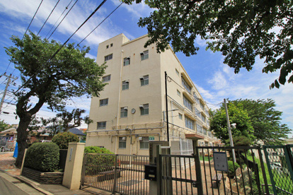 上大岡小学校の画像1