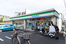 ファミリーマート 三度屋大森東四丁目店