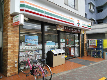 セブン-イレブン 大森東店の画像1