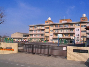 横浜市立東本郷小学校の画像1