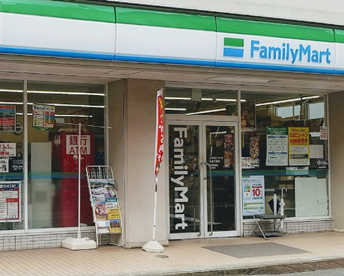 ファミリーマート 大田千鳥店の画像1