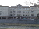 杜陵小学校