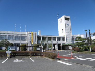 藤岡市役所の画像1