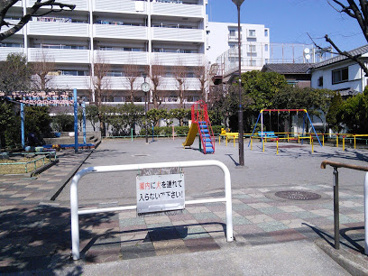 仲三児童公園の画像1