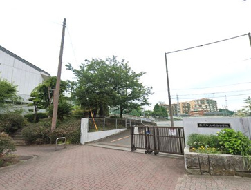 藤沢市立明治小学校の画像1