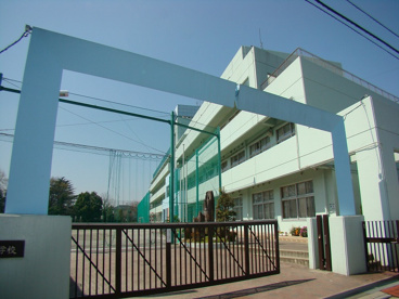杉森中学校の画像1