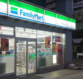 ファミリーマート 中央明石町店の画像1
