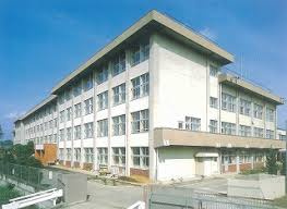 昭島市立多摩辺中学校の画像1