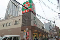 ライフ中崎町駅前店