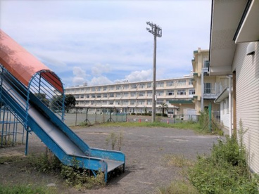 静岡市立長田東小学校の画像1