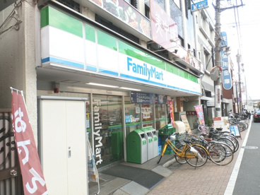 ファミリーマート 下井草駅南口店の画像1