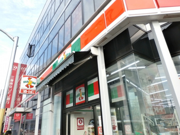 ファミリーマート 田無駅前店の画像1