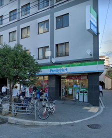 ファミリーマート 新今宮駅前店の画像1
