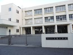 東近江市立玉園中学校の画像1