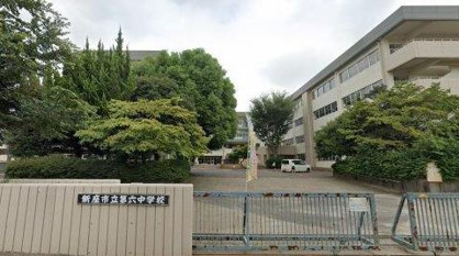 新座市立第六中学校の画像1