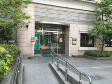 千代田区立昌平まちかど図書館