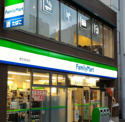 ファミリーマート 泰志築地店