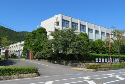 滋賀県立大津商業高校の画像1
