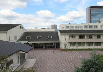 高槻市立桃園小学校の画像1