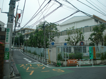 西原小学校の画像2