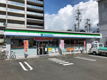 ファミリーマート 静岡東町店の画像1