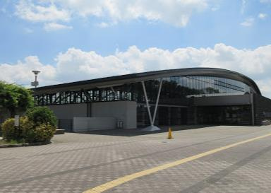市立古曽部防災公園体育館の画像1