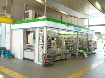 ファミリーマート ＴＸ三郷中央駅店の画像1