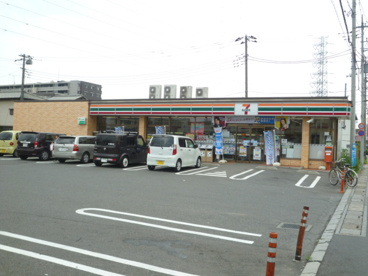 セブンイレブン 三郷谷口店の画像1