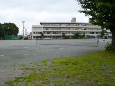 新町中学校の画像1
