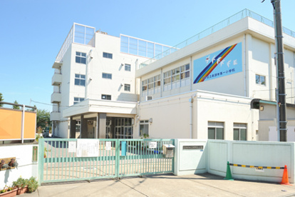 東調布第一小学校の画像1