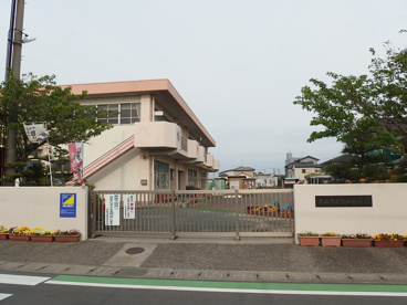 東部中学校の画像2