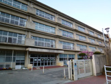 宝塚市立　中山五月台小学校
