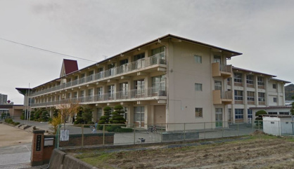 岩出市立山崎北小学校の画像1