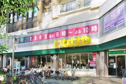 いなげや 新宿小滝橋店の画像1