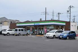 ファミリーマート 狭山赤坂店の画像1