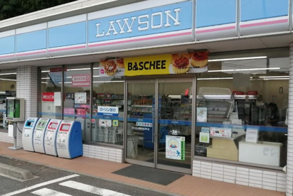 ローソン 横浜池辺町店の画像1
