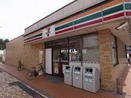 セブン-イレブン 横浜葛が谷店の画像1